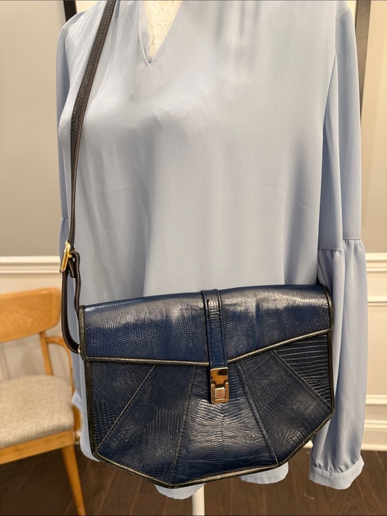 Vintage Roche Navy Textured Leather Crossbody Bag